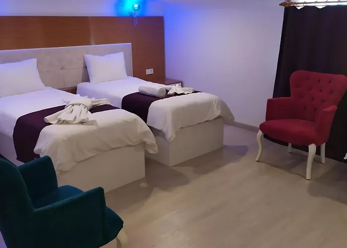 Kuyas غولباشي